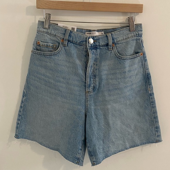 Garage 90’s Shorts - Picture 1 of 3